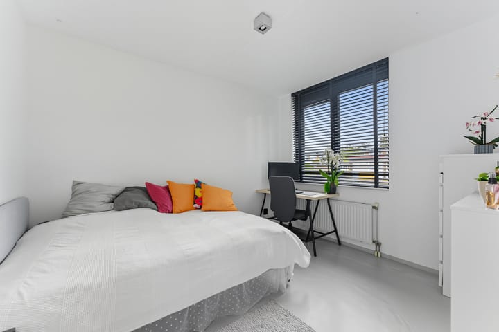 Photo 30 of Lorentzstraat 25-B