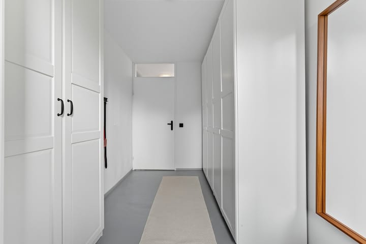 Photo 33 of Lorentzstraat 25-B