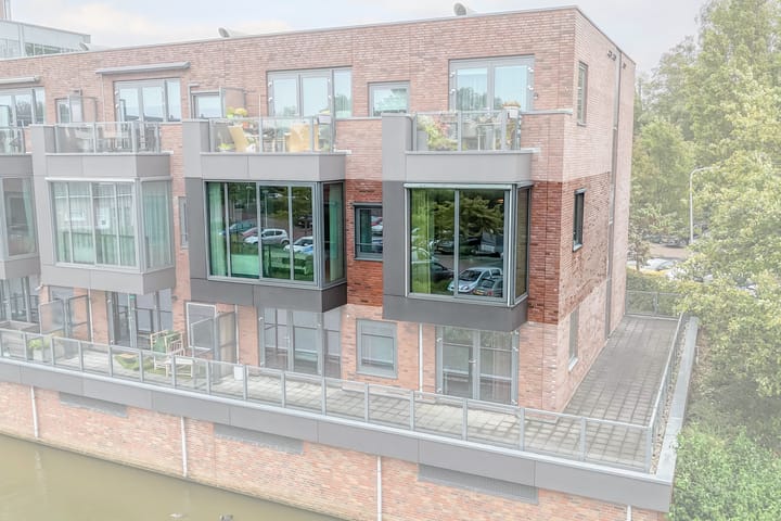 Foto 30 van Stationsplein 20