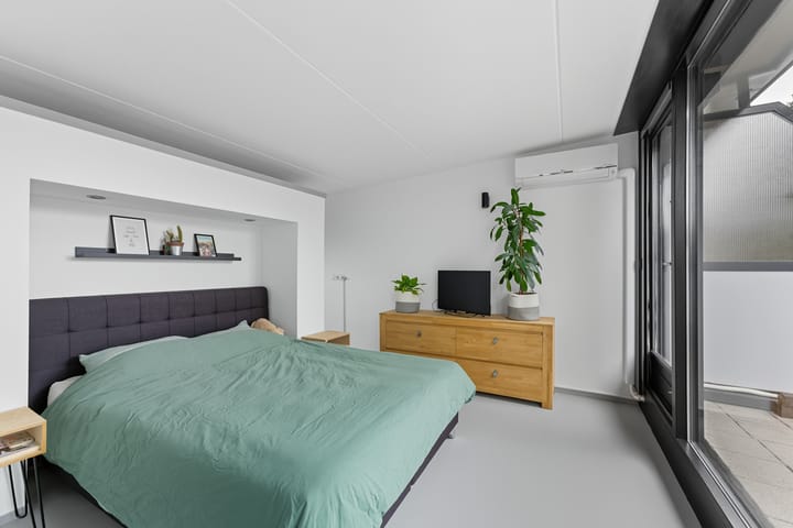 Photo 44 of Lorentzstraat 25-B