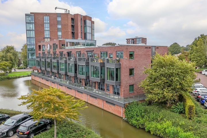 Foto 42 van Stationsplein 20