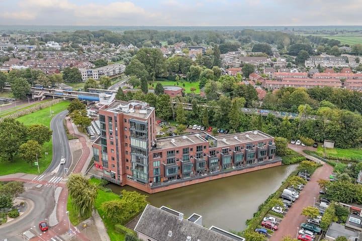 Foto 43 van Stationsplein 20