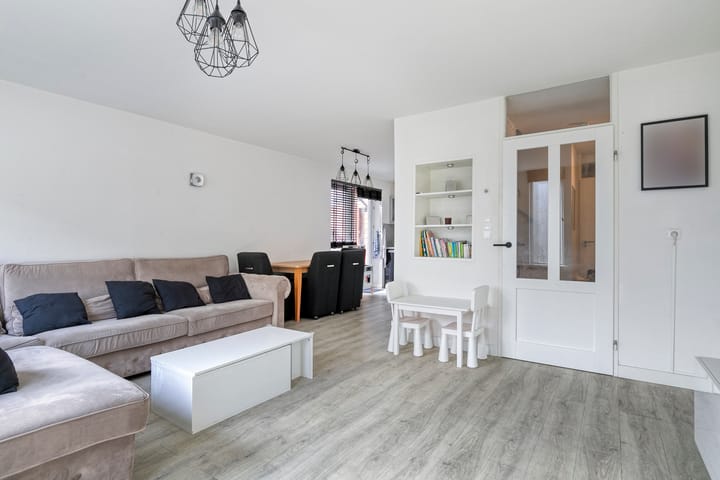 Foto 3 van Anton Wachterburg 23