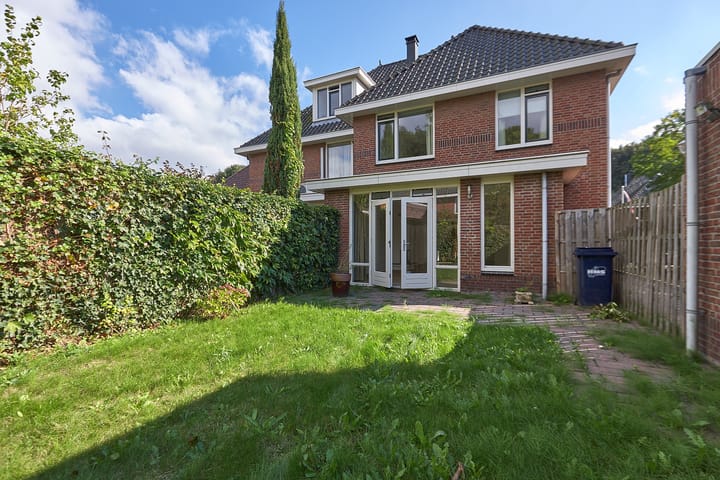 Foto 29 van Guirlande 32