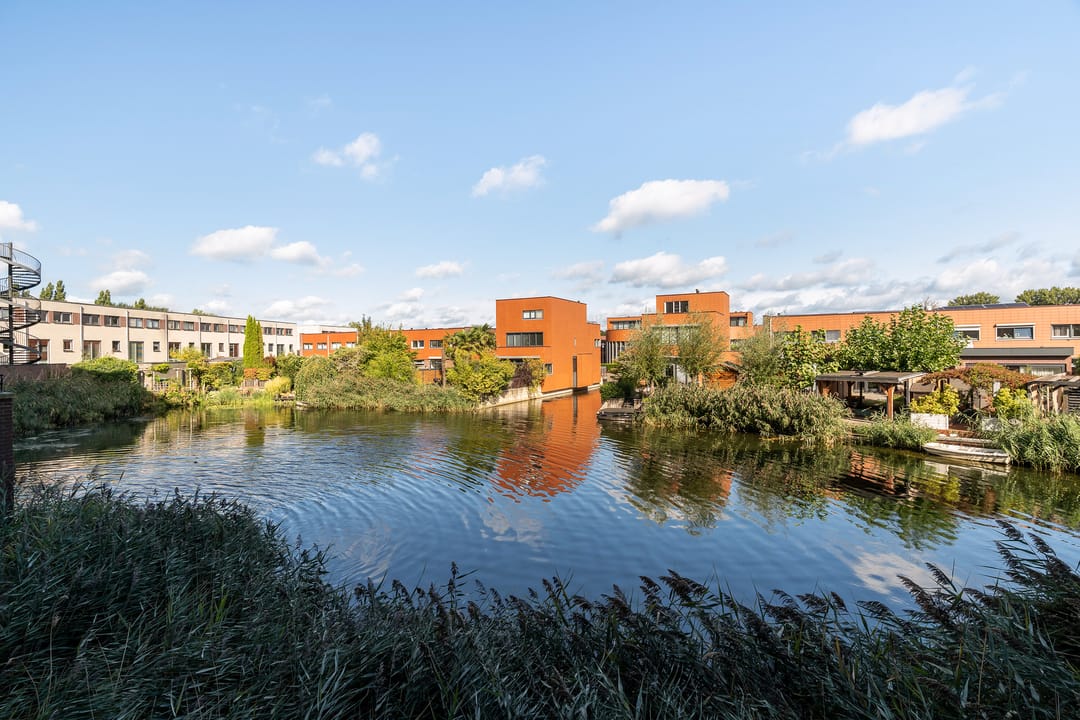 Photo 2 of Waddenring 97