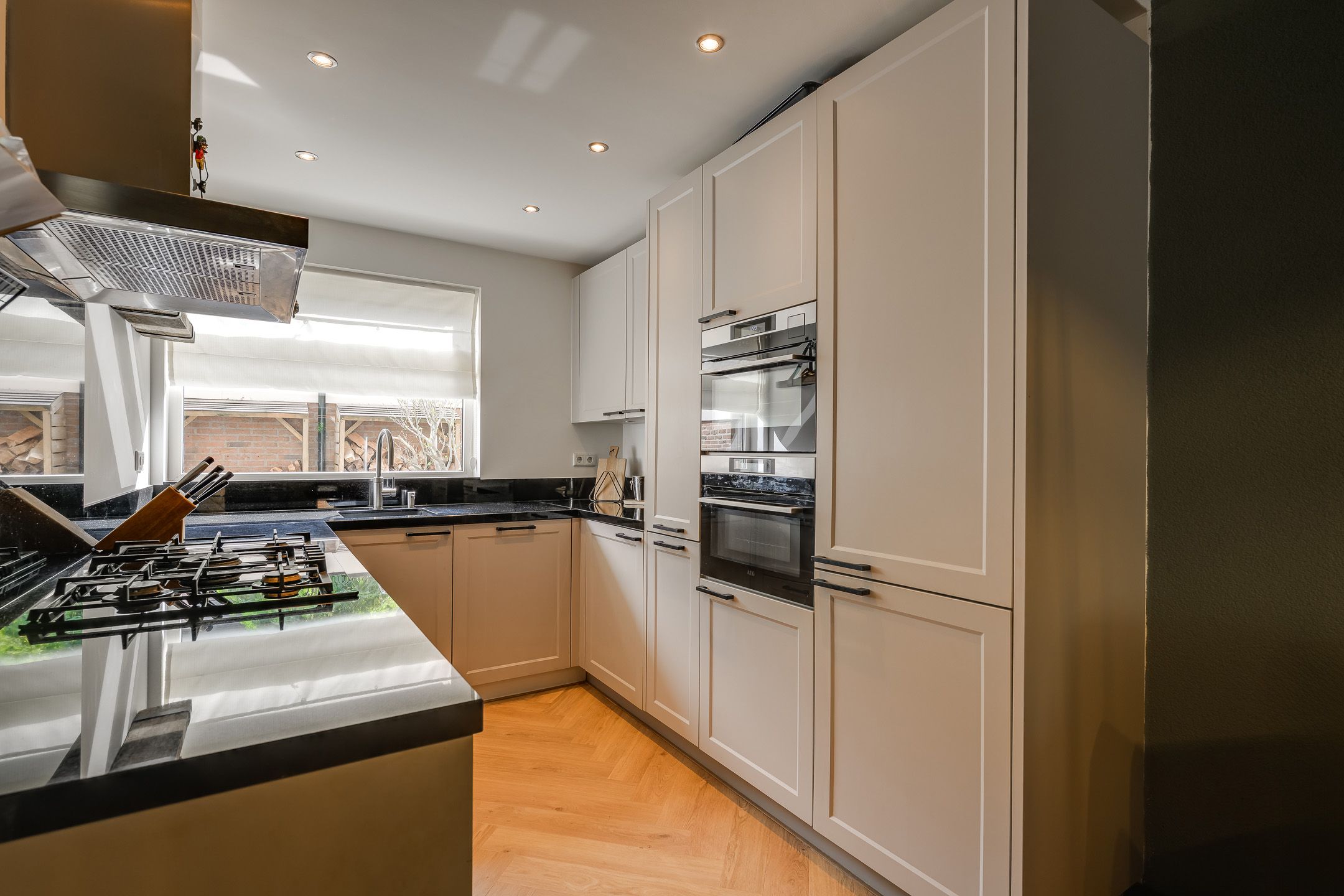 Foto 9 van Tourmalijn 36