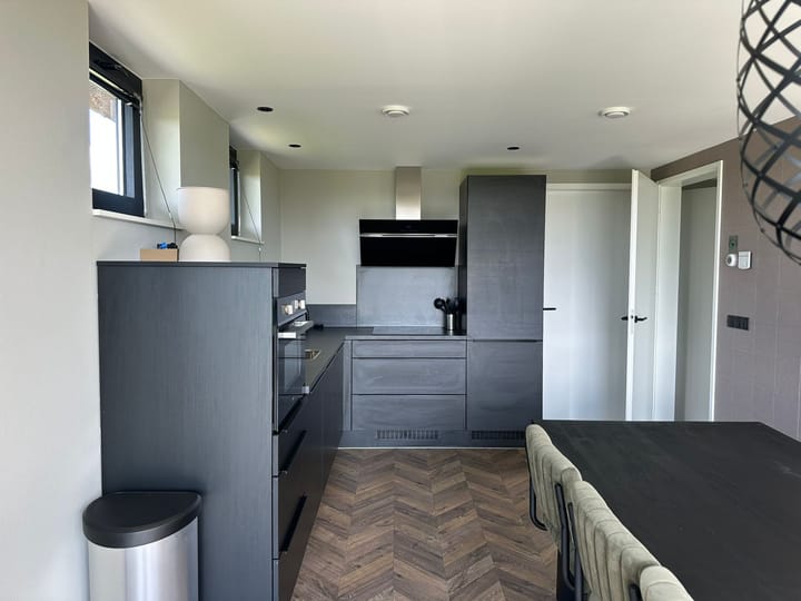 Photo 5 of Flevoweg 90-816