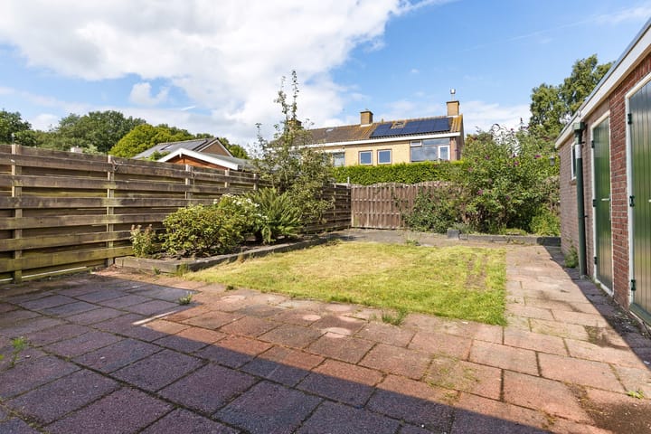 Foto 35 van Rozenlaan 8