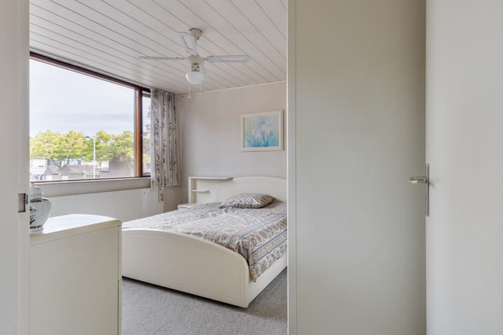 Foto 32 van Meidoornstraat 141