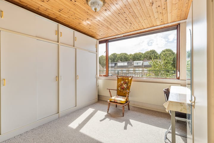 Foto 36 van Meidoornstraat 141