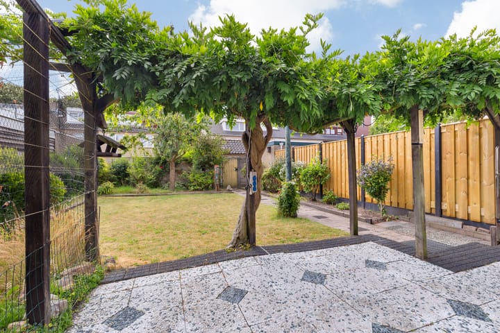 Foto 56 van Meidoornstraat 141