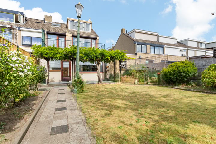 Foto 60 van Meidoornstraat 141