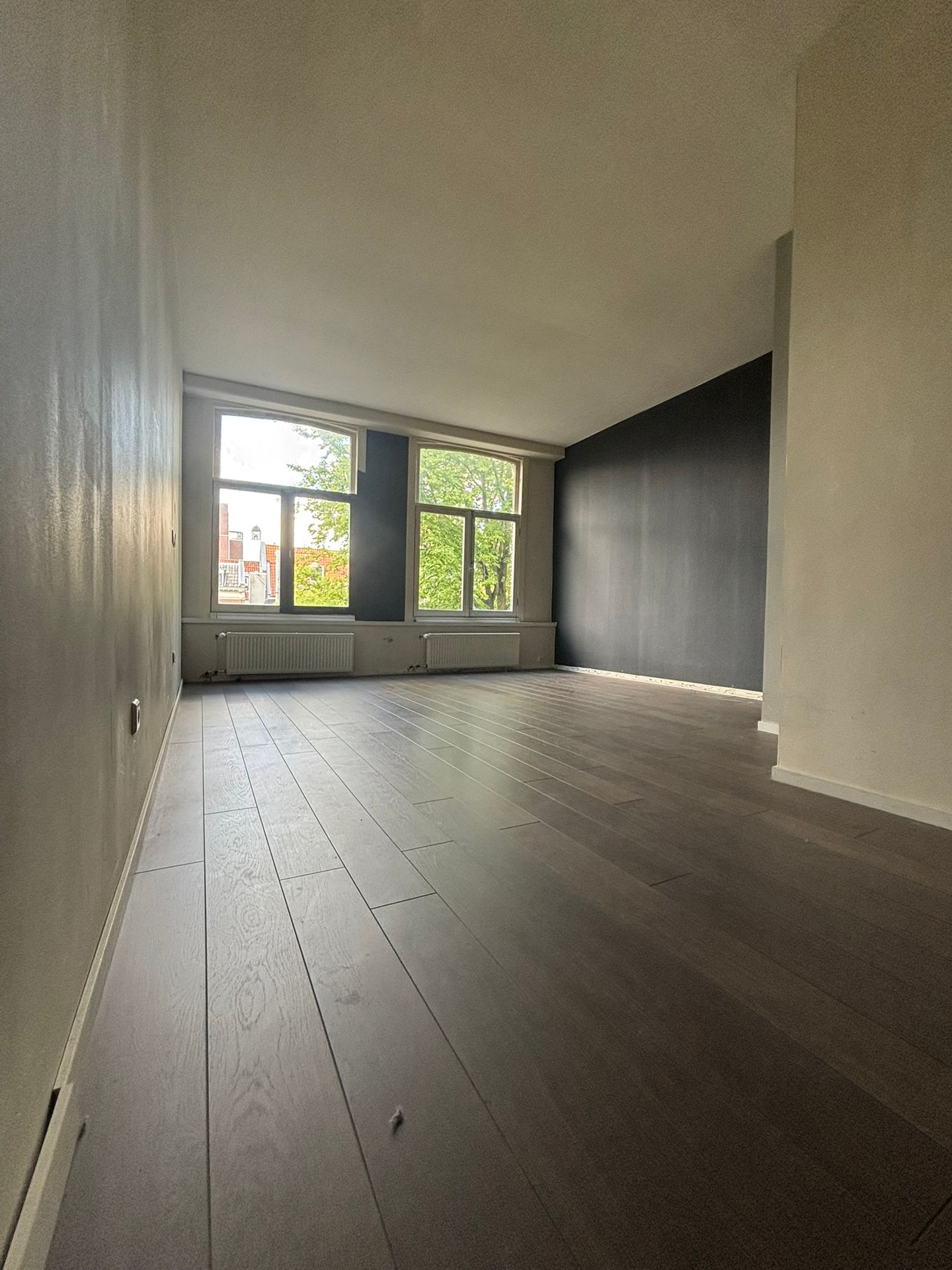 View photo 3 of Oudezijds Voorburgwal 141-2