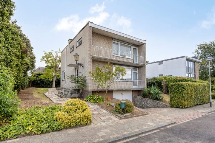 Foto 37 van Mgr. Willigersstraat 11