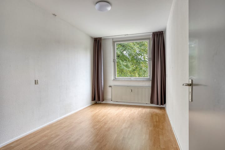 Photo 14 of Sauterneslaan 3-C