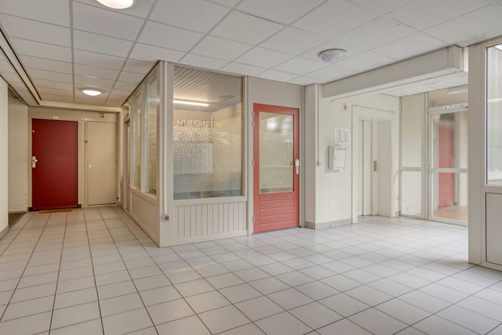 Photo 21 of Sauterneslaan 3-C