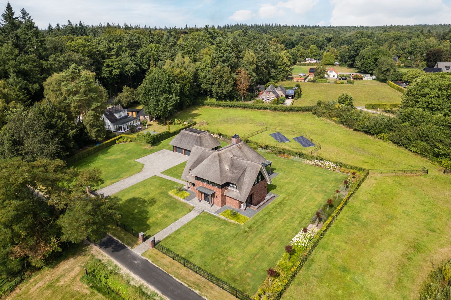 Photo 5 of Beeklandseweg 14