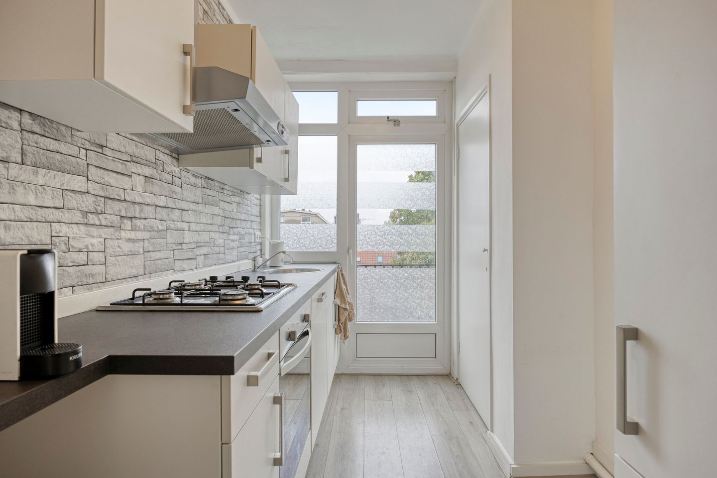 Foto 19 van Ir J.P. van Muijlwijkstraat 58-3