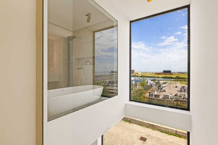 Photo 45 of Quashibastraat 44