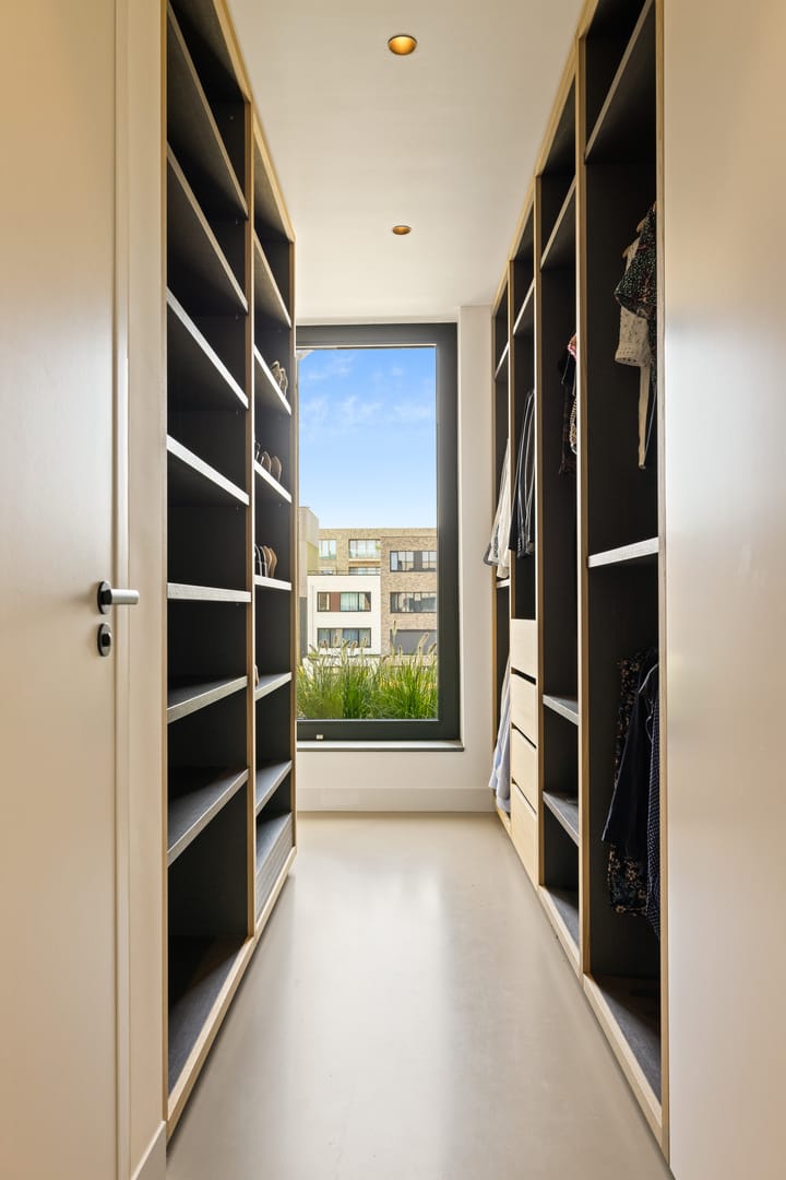 Photo 49 of Quashibastraat 44