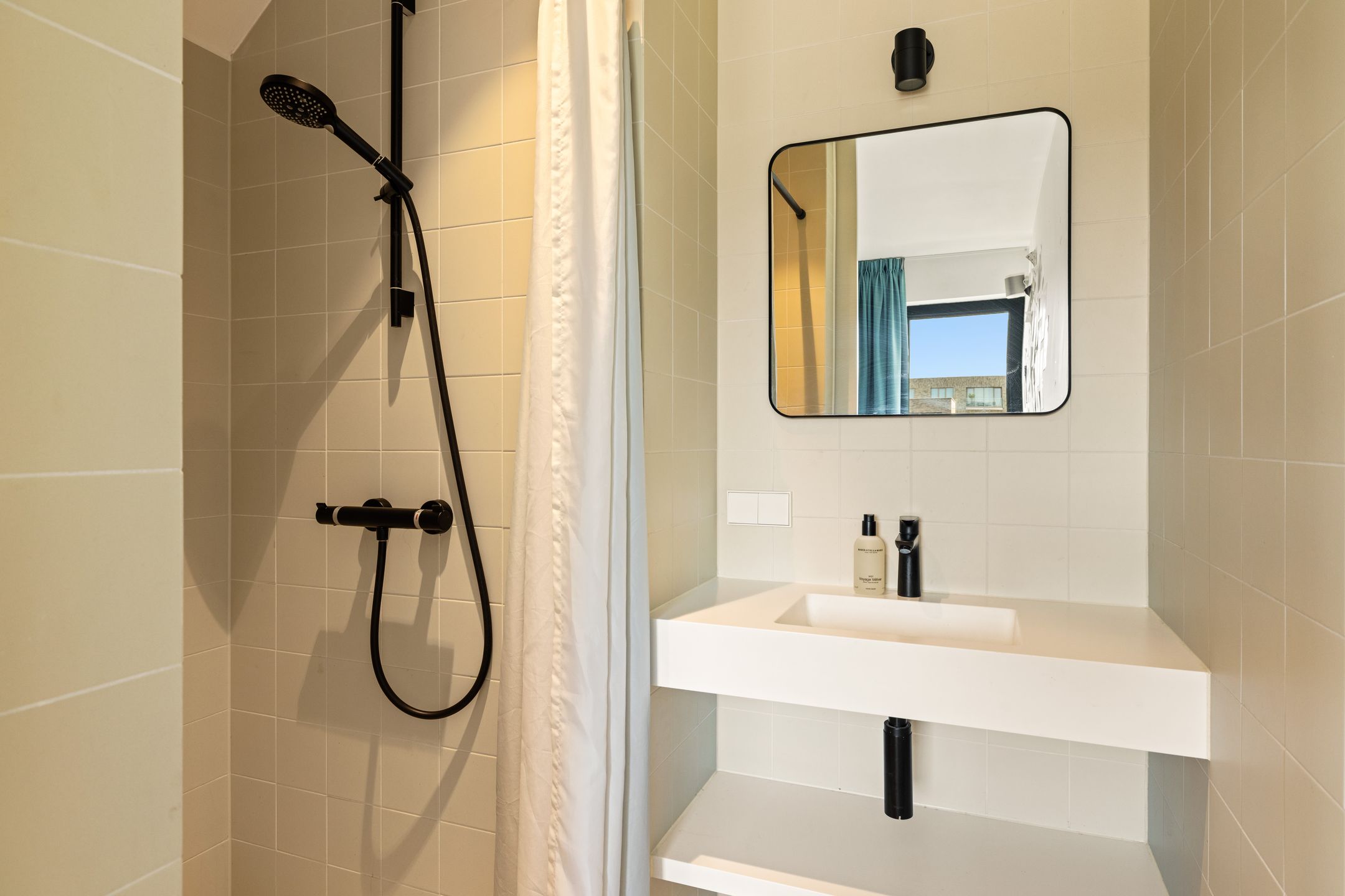 Photo 72 of Quashibastraat 44