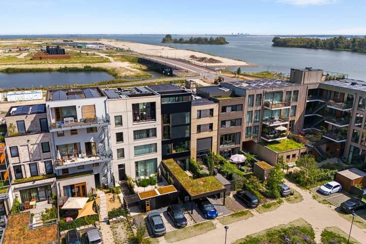 Photo 102 of Quashibastraat 44