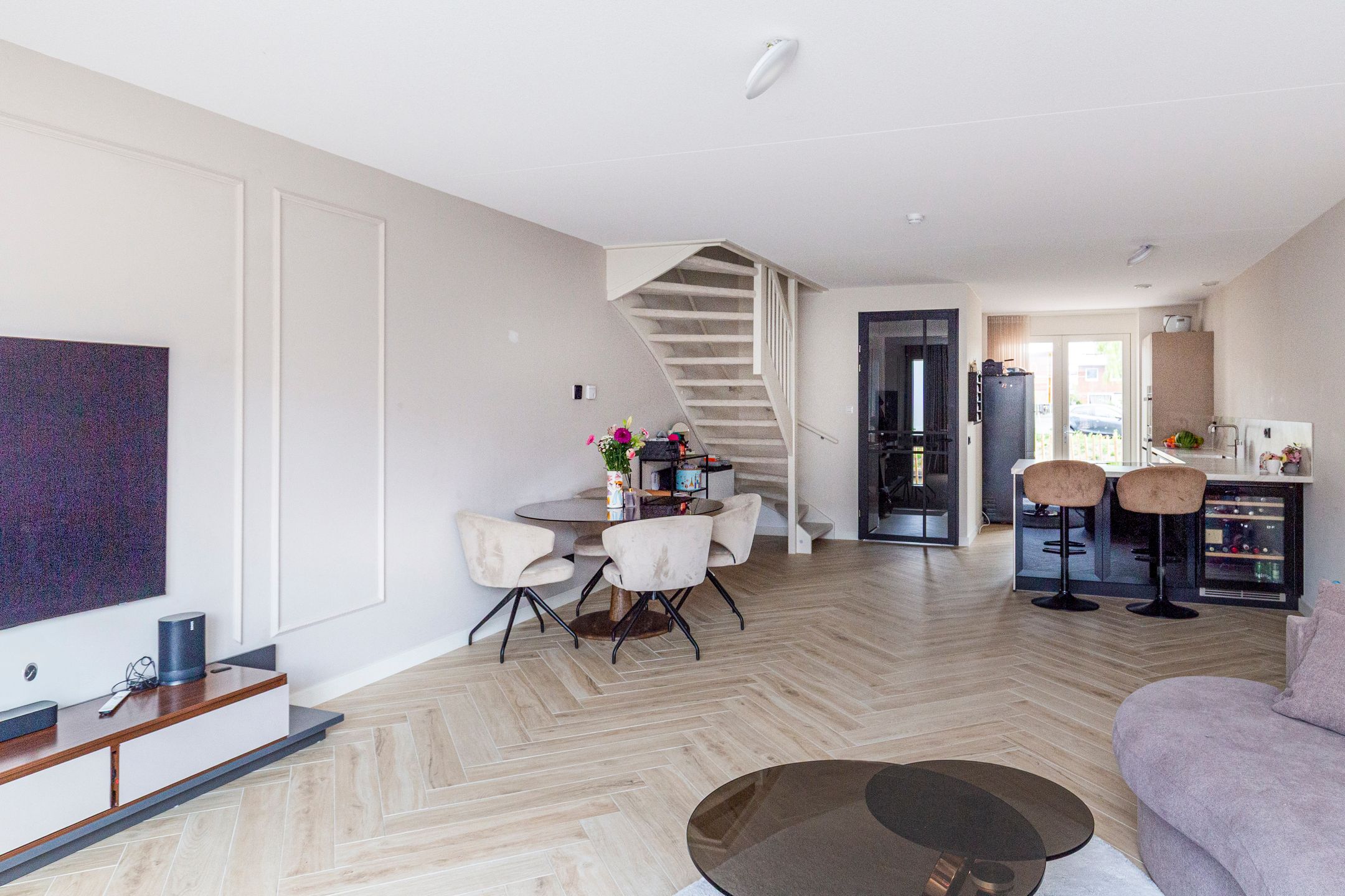 Photo 6 of Edgar du Perronstraat 13