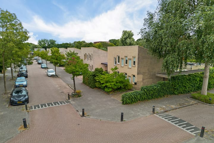 Foto 38 van Essenstraat 25