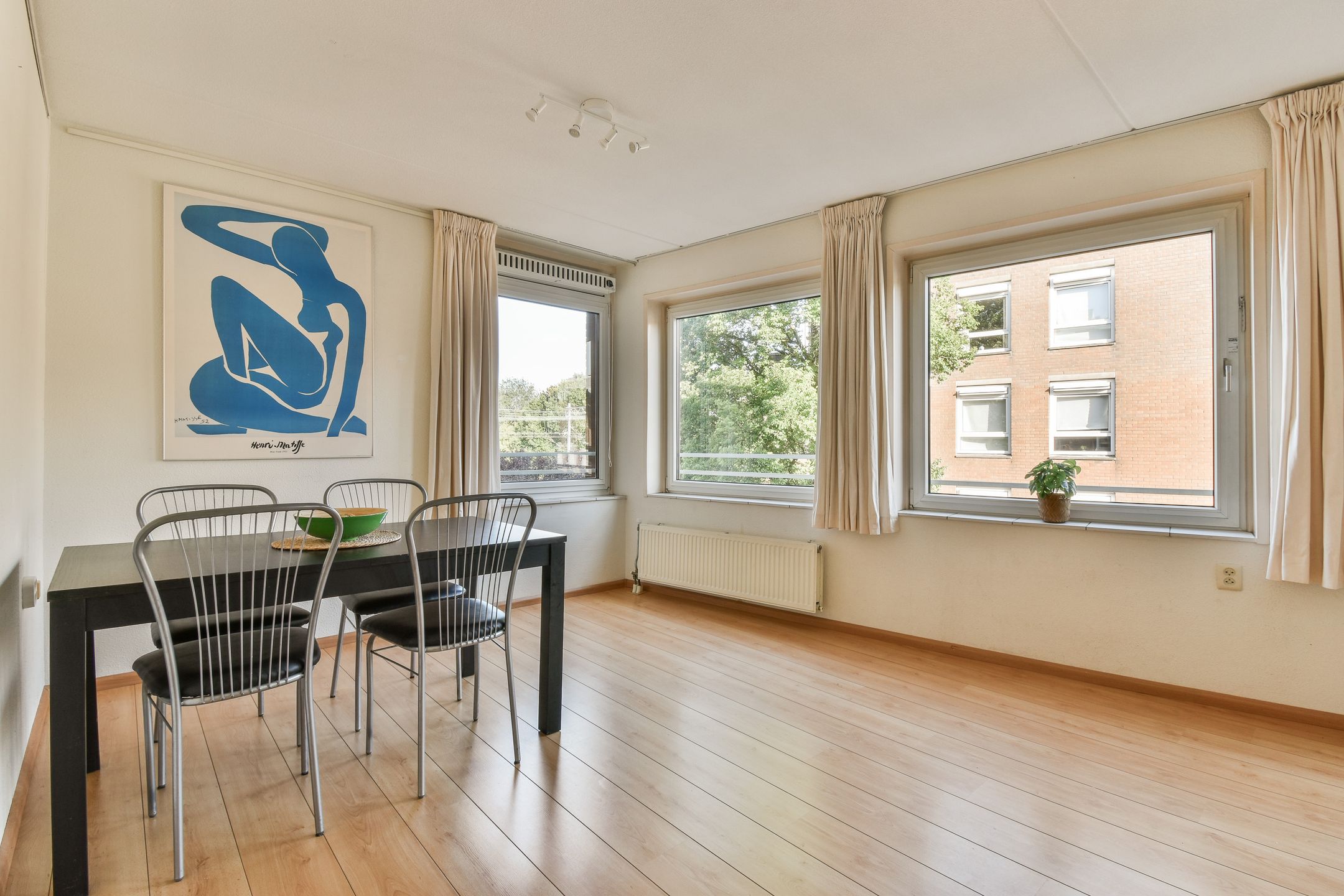 Photo 3 of Madurastraat 2-F