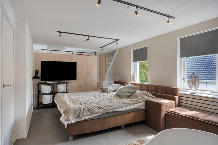 Foto 24 van Hulsbos 11