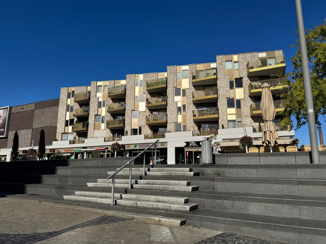 Foto 1 van Eemplein 60