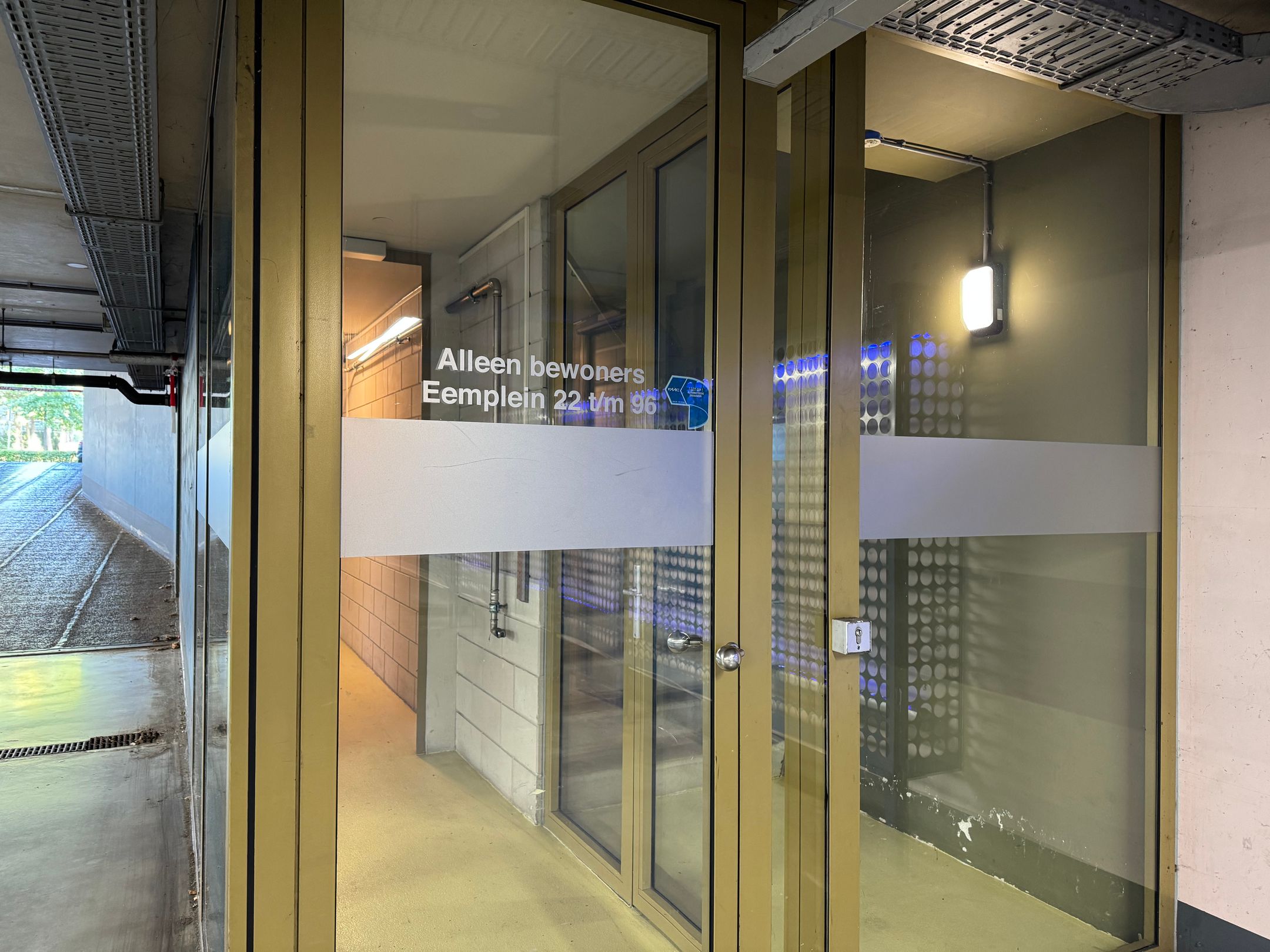 Foto 36 van Eemplein 60