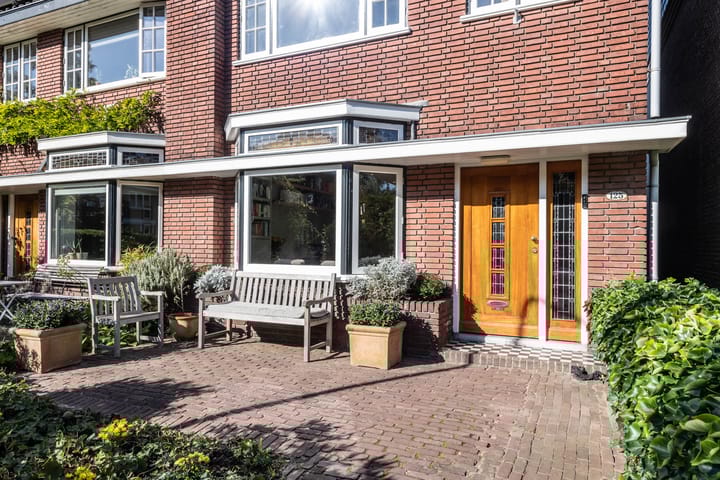 Photo 5 of Oranje Nassaulaan 125