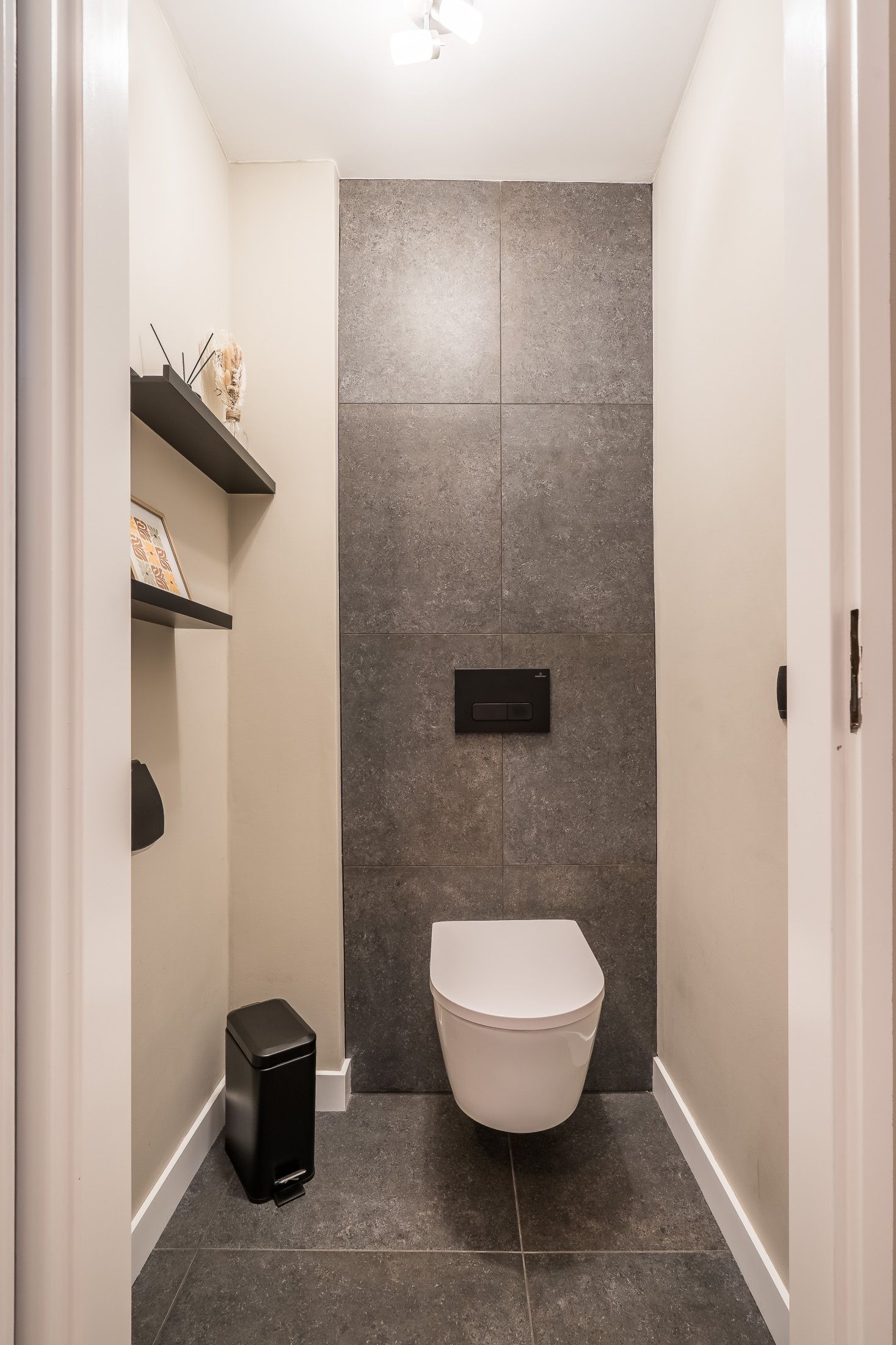 Photo 24 of Hovenierstraat 8