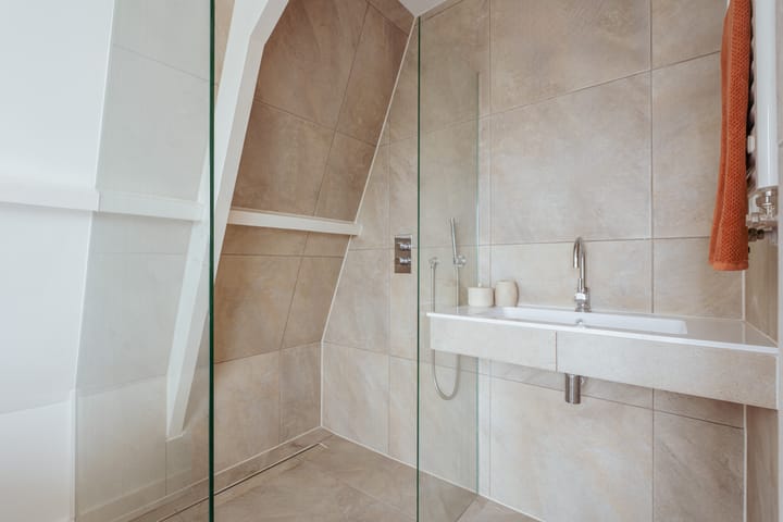 Foto 25 van Van Woustraat 58-4