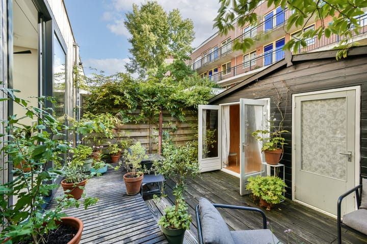 Photo 3 of Javastraat 174-H