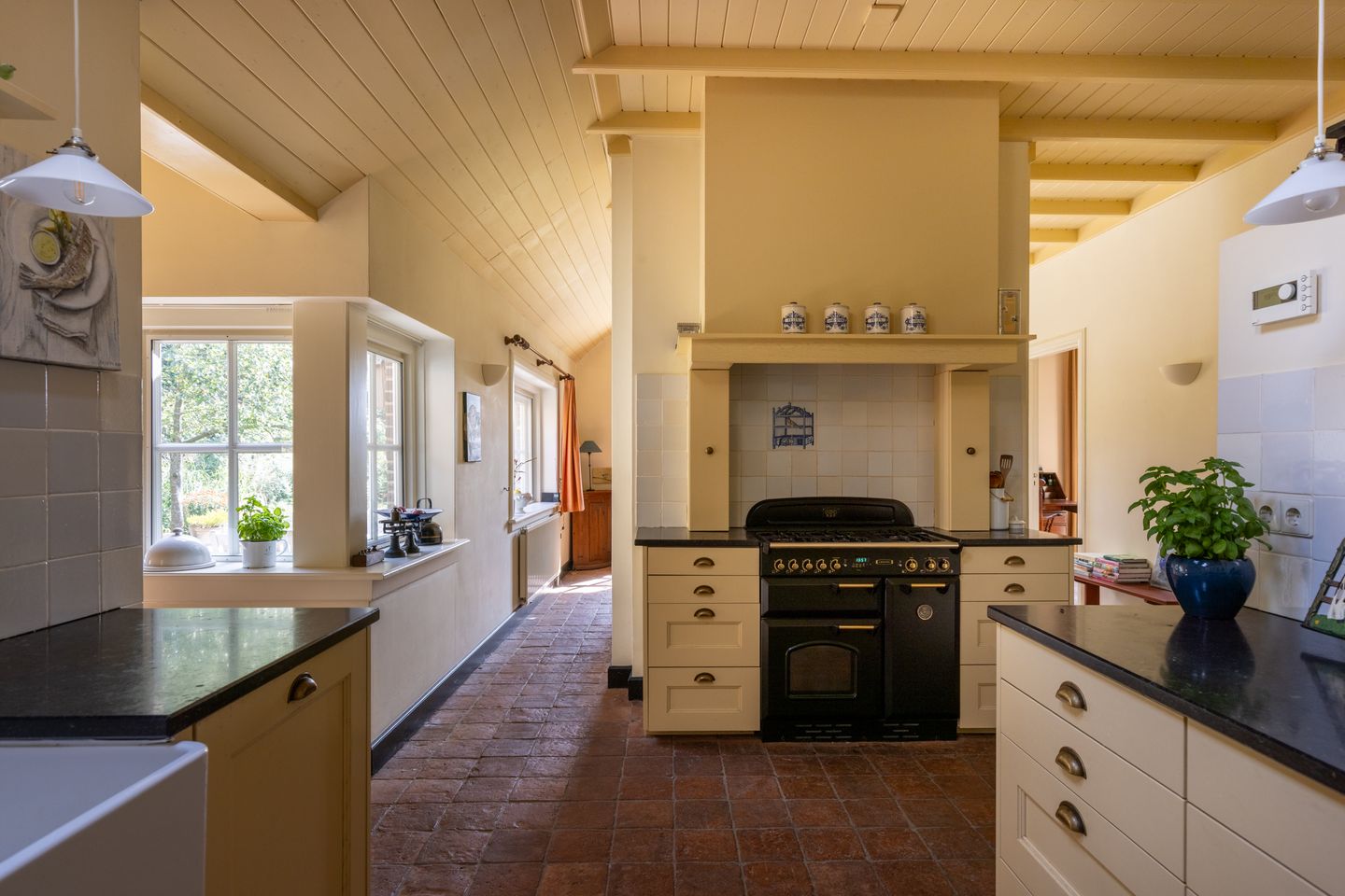 Foto 10 van Whemerweg 29