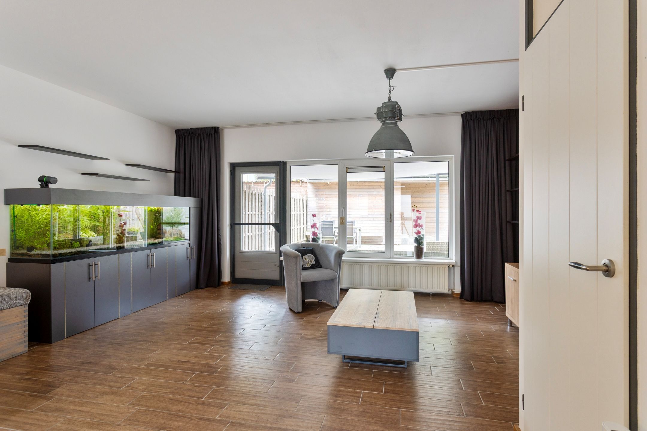 Photo 6 of Koningin Emmastraat 21