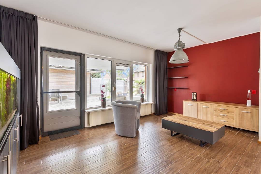 Photo 7 of Koningin Emmastraat 21