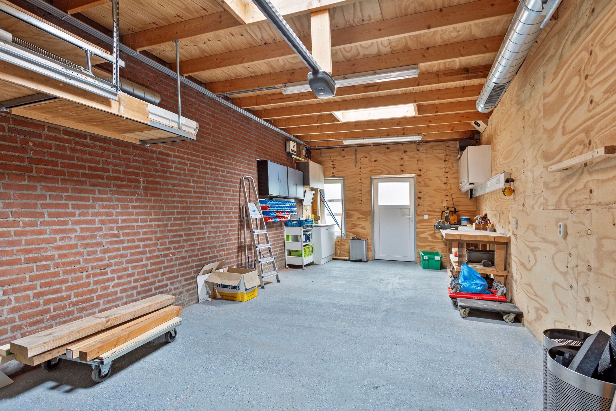 Photo 24 of Koningin Emmastraat 21