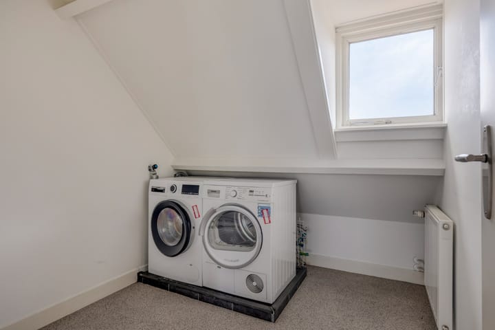 Photo 35 of Hugo de Grootstraat 29