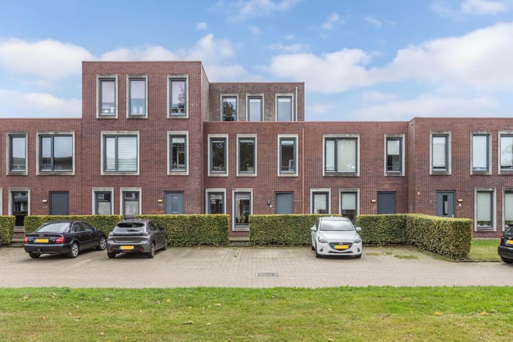 Photo 7 of Smaragd 16