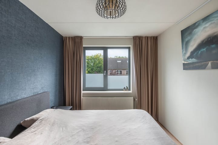 Photo 28 of Smaragd 16