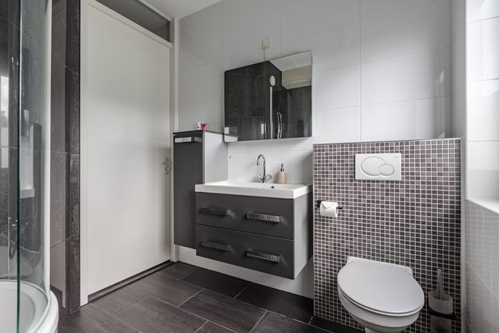 Photo 29 of Smaragd 16