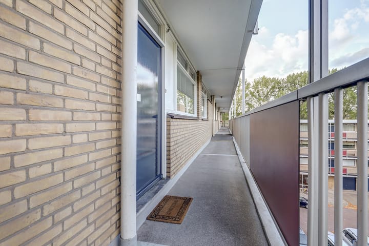 Foto 12 van Valkhofplein 13