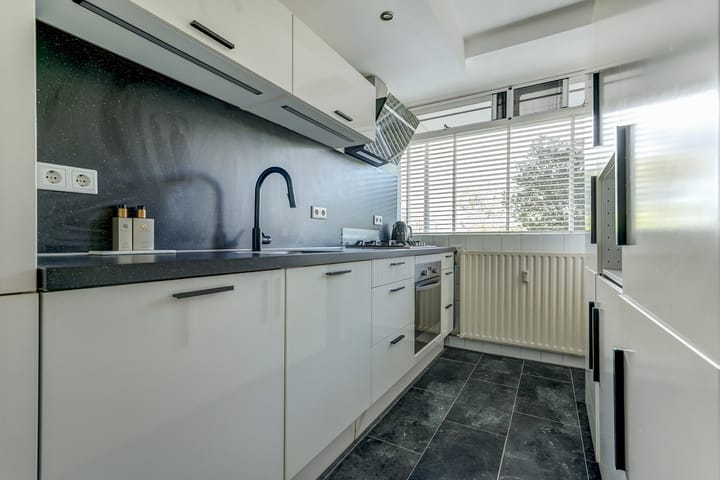 Foto 24 van Valkhofplein 13