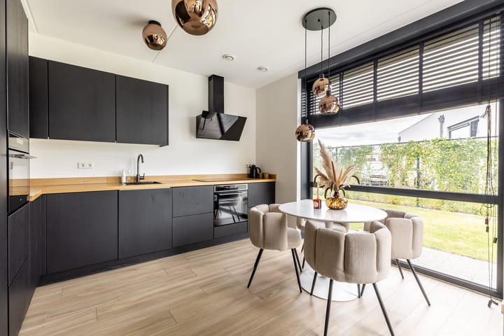 Photo 3 of Loverensestraat 3-R241