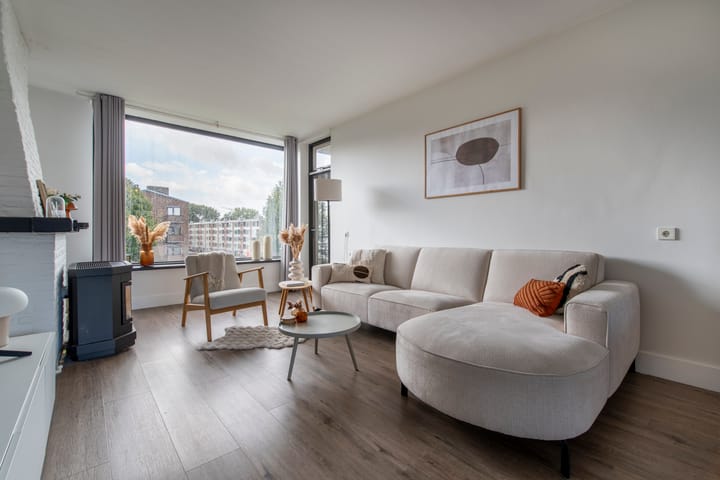 Foto 2 van Schrijverspark 177-02