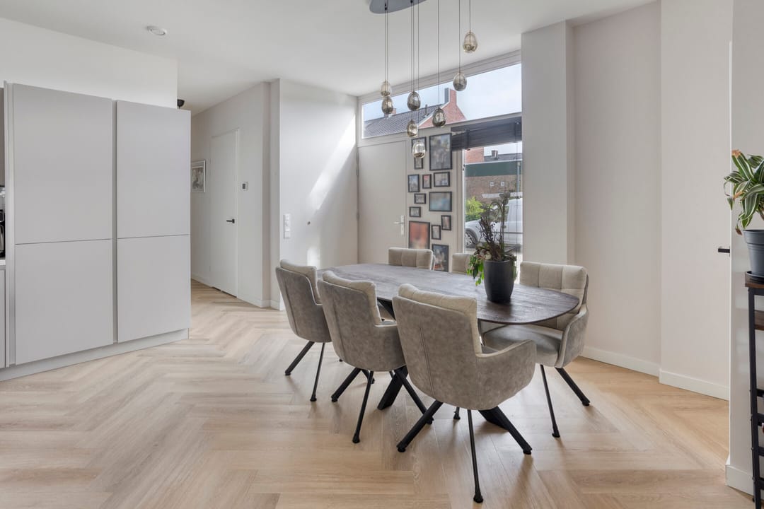 Photo 13 of Balbaostraat 12