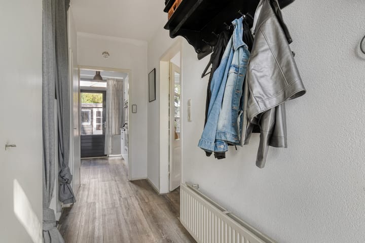 Photo 10 of Irisstraat 18